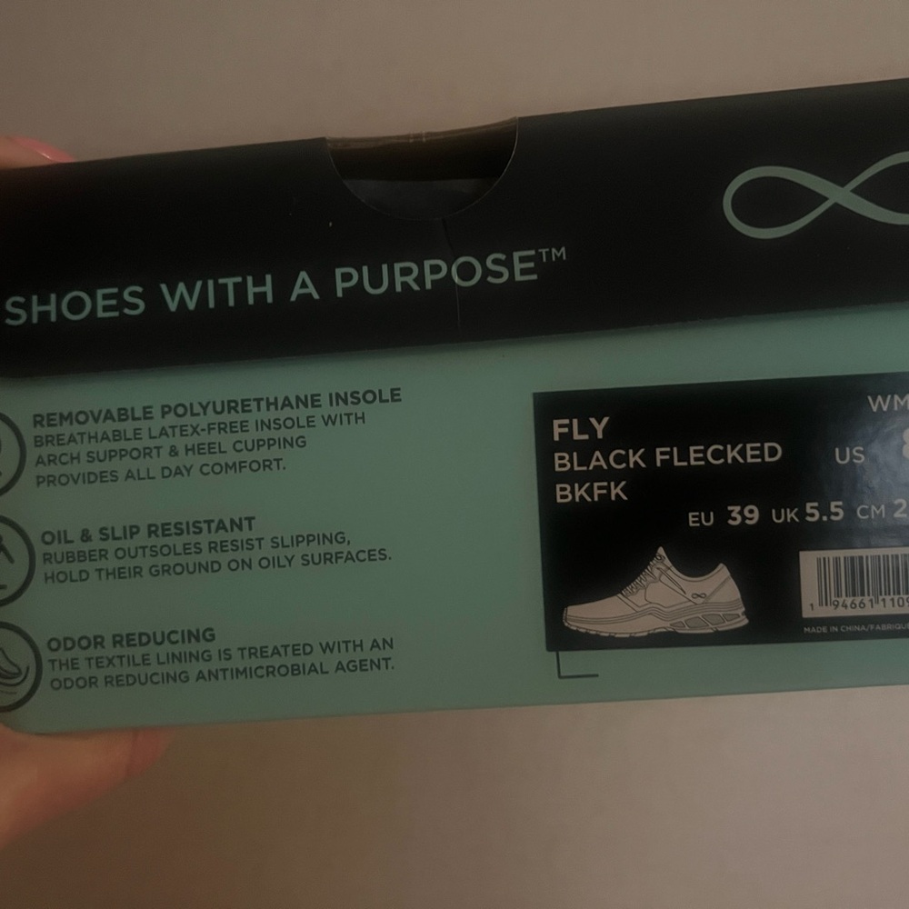 Cherokee Infinity Black tennis shoe